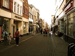 Gravesend High Street - geograph.org.uk - 931446