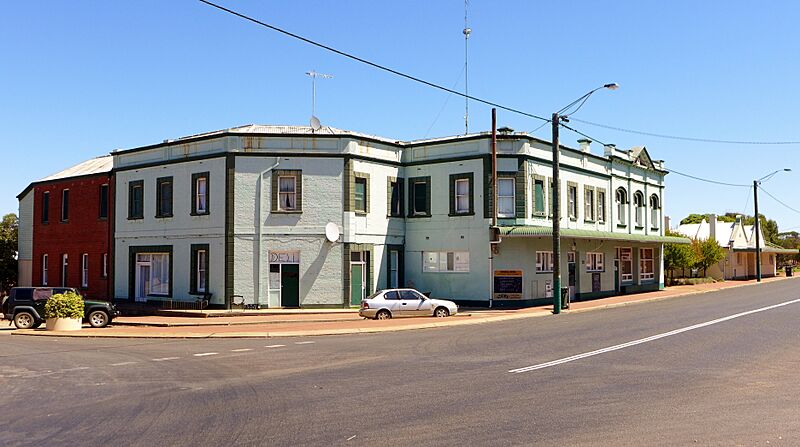 Imperial Hotel, Broomehill, 2018 (01)