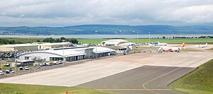 Inverness airport (41461531092)