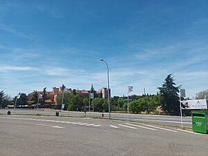 Los Ángeles de San Rafael from the petrol station
