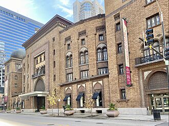 Medinah Temple, Wabash Avenue, River North, Chicago, IL - 52907572547.jpg