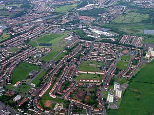 Milton from the air (geograph 2987995).jpg