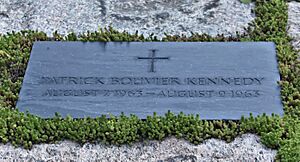Patrick Bouvier Kennedy Gravestone.jpg