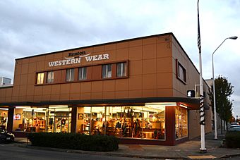 Renton Western Wear (Renton, Washington).jpg