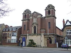 St James the Greater, Leicester (geograph 2301982).jpg