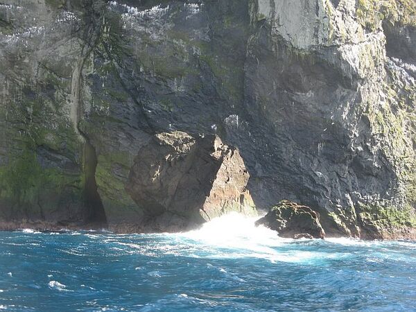 Unnamed stack beneath Boreray - geograph.org.uk - 1264517