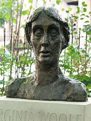 Virginia Woolf, Tavistock Square, London