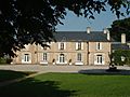 1 Château de Guernon-Ranville, côté cour