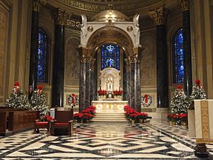 Altar of Cathedral Basilica of Saints Peter and Paul decorated for Christmas
