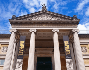Ashmolean Museum Entrance May 2017