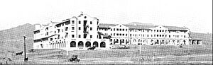 Beverly Hills Hotel under construction 2 1912