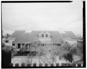 Historic American Buildings Survey, Bill Engdahl for Hedrich-Blessing, Photographers, February, 1979 SOUTHEAST (FRONT) ELEVATION. - Fort Brown, Commissary and Guard House, May HABS TEX,31-BROWN,10A-3