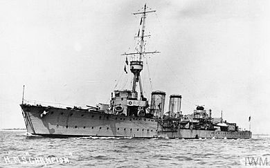 Light cruiser HMS Champion - IWM Q 75355