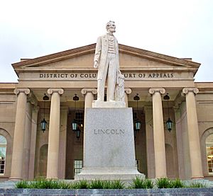 Lincoln at the DC Court of Appeals.JPG