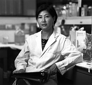 Nci-vol-8247-300 flossie wong staal