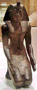 Necho-KnellingStatue BrooklynMuseum c