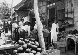 PikiWiki Israel 1539 The market of Jericho השוק ביריחו