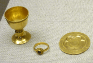 Robert of Trier's chalice, paten and ring