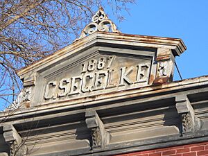 Segelke building cornice and crown