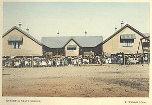 StateLibQld 2 258454 Queenton State School and students, Charters Towers, 1904