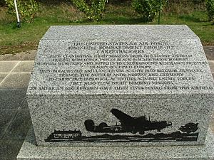 USAF memorial - geograph.org.uk - 386448