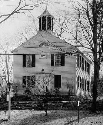 Wilton Town Hall, Wilton (Fairfield County, Connecticut).jpg