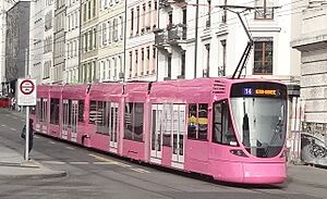 Art&tram-MonochromeRose-5-Coutance