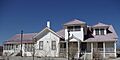 Bond House Espanola 1