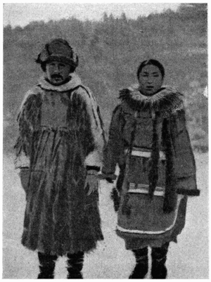 D253- eskimaux du village de kuskokwogmut. - L1-Ch4
