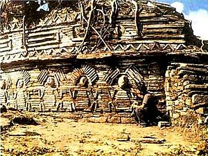 Friso antropomorfo en el Gran Pajatén