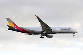 HL7579 Asiana Airlines