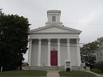 Huntington Street Baptist Church, New London CT.jpg