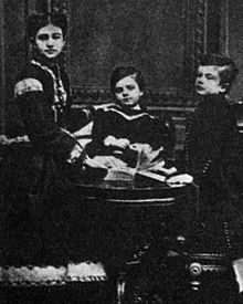 Lucia, Ion and Vasile Kogalniceanu