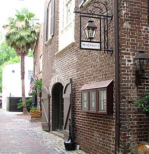 McCradys-tavern-entrance-sc1