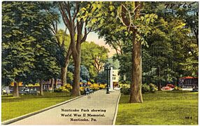 Nanticoke Park showing World War II Memorial, Nanticoke, Pa (78865)