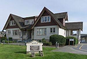 Saanich war memorial health center, Canada 08