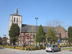 Zedelgem Sint-Laurentiuskerk 2012.JPG