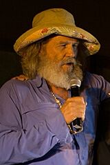 Actor Jeff Bridges and singer Brian Evans (cropped)