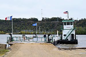 Cassville Ferry on the Iowa side