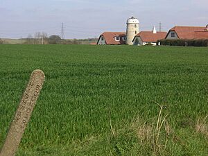 Disused Mill - geograph.org.uk - 395672