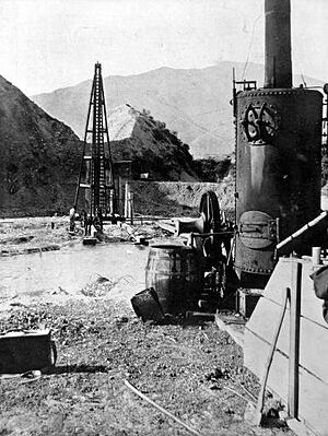 Driving piles for the Cass River bridge (Midland Line)