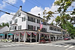 Essex CT Griswold Inn 04 (9365849358)