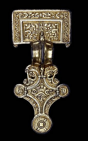 Isle of Wight square-headed brooch