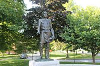 Joshua Chamberlain statue, Brunswick, ME IMG 1941