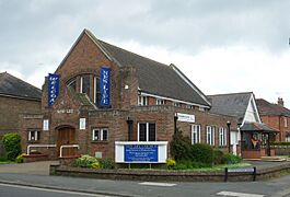 New Life Church, Salvington Road, Durrington (May 2013) (5)