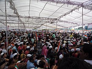 People Gathered at Ramlila maidan on Anna Hazare's Fast