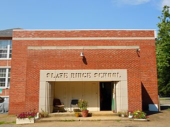 Slate Ridge School Art Deco.JPG