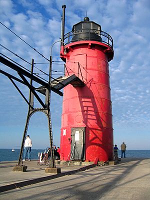 South Haven Lighthouse MS.jpg