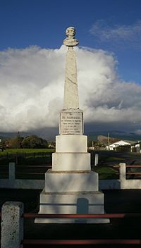 Te Rauparaha Memorial 11