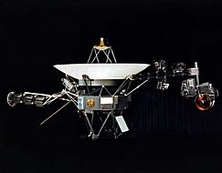Photograph of the Voyager 1 probe in a black background.